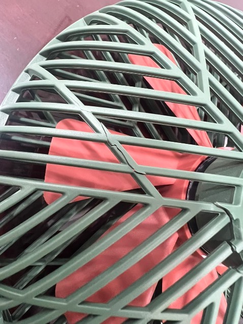 Giao sản phẩm bị hư hỏng. Đến chịu thua