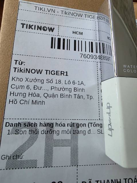 Cây son nhìn dễ thương, màu cũng tươi, dùng dưỡng môi có thêm màu, tiki giao hàng rất nhanh, sp có hsd 2028