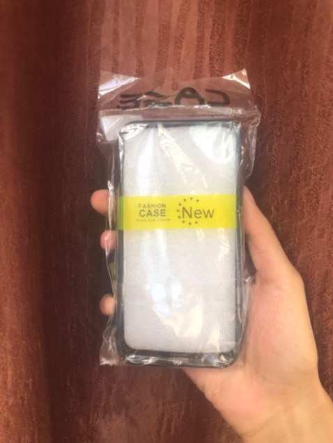 Tổng quan chất lượng rất ok. Sản phẩm mình nhận được có nhiều vết bẩn ko phải bụi (như hình), may là chà rửa lại thì hết nên 4 sao là hợp lí 😘😘