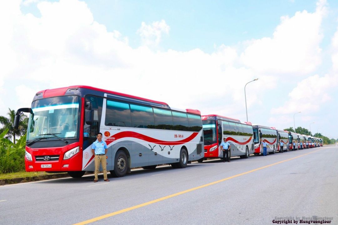 Dùng pana khá ổn,ko như 1 số cmt bảo máy yếu.Mình dùng cả 4 cánh và 3 cánh,hài lòng.Chỉ màu cái vàng đồng ko đồng nhất giữa cánh và thân