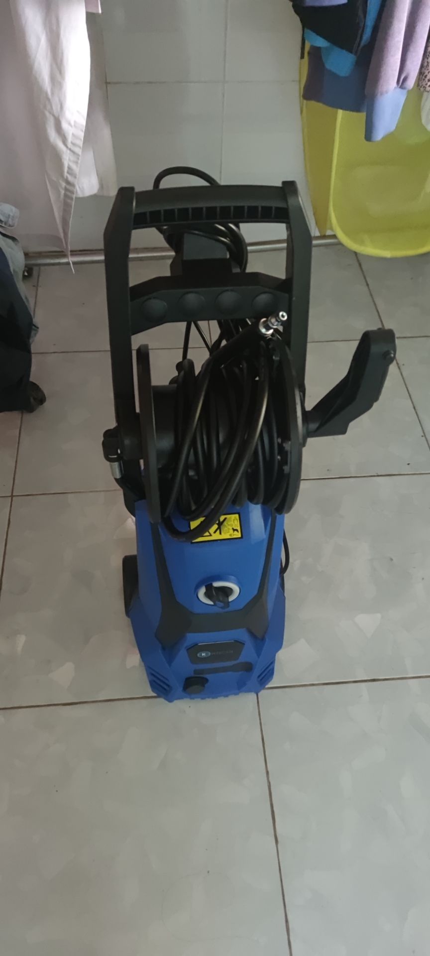 sản phẩm tốt. xịt mạnh. đáng đồng tiền sản phẩm tốt. xịt mạnh. đáng đồng tiền