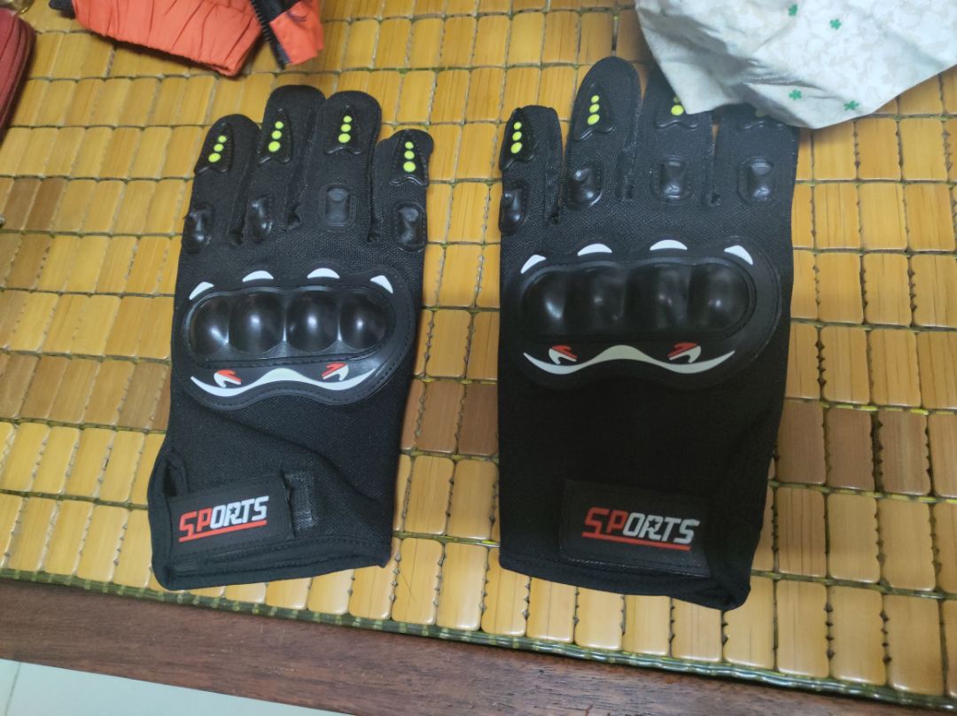 Vừa với mình, shipper giao CVA q6 mà giao lộn tuốt BT, shipper có tâm tối giao lại dù mình bảo mai cũng được, nên cho 5 sao đoá