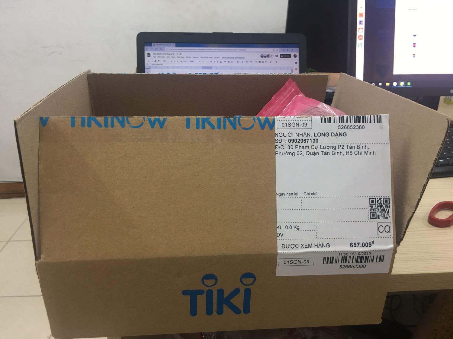 Chất liệu ren mềm mại, vải ren bông xinh lắm ạ. Bận rất thoải mái, k để lại vết hằn đỏ trên da là 1 điểm mình rất rất ưng luôn. Shop nhiệt tình, tư vấn đúng size 
Shop gói hàng chỉnh chu, đóng hộp cẩn thận, giao lại nhanh. Chắc chắn sẽ quay lại ủng hộ shop và giới thiệu cho bạn bè, người thân nè.