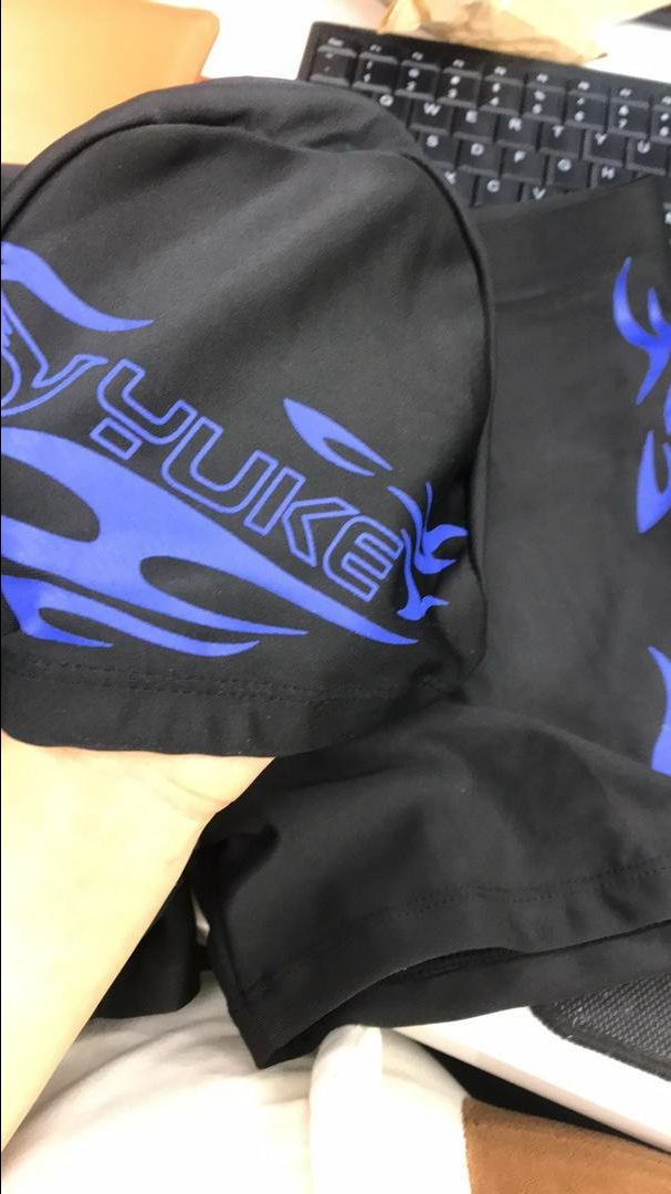 đã nhận được hàng, shop giao khá nhanh chất vải co giãn tốt sờ khá mịn, rất đáng tiền mua