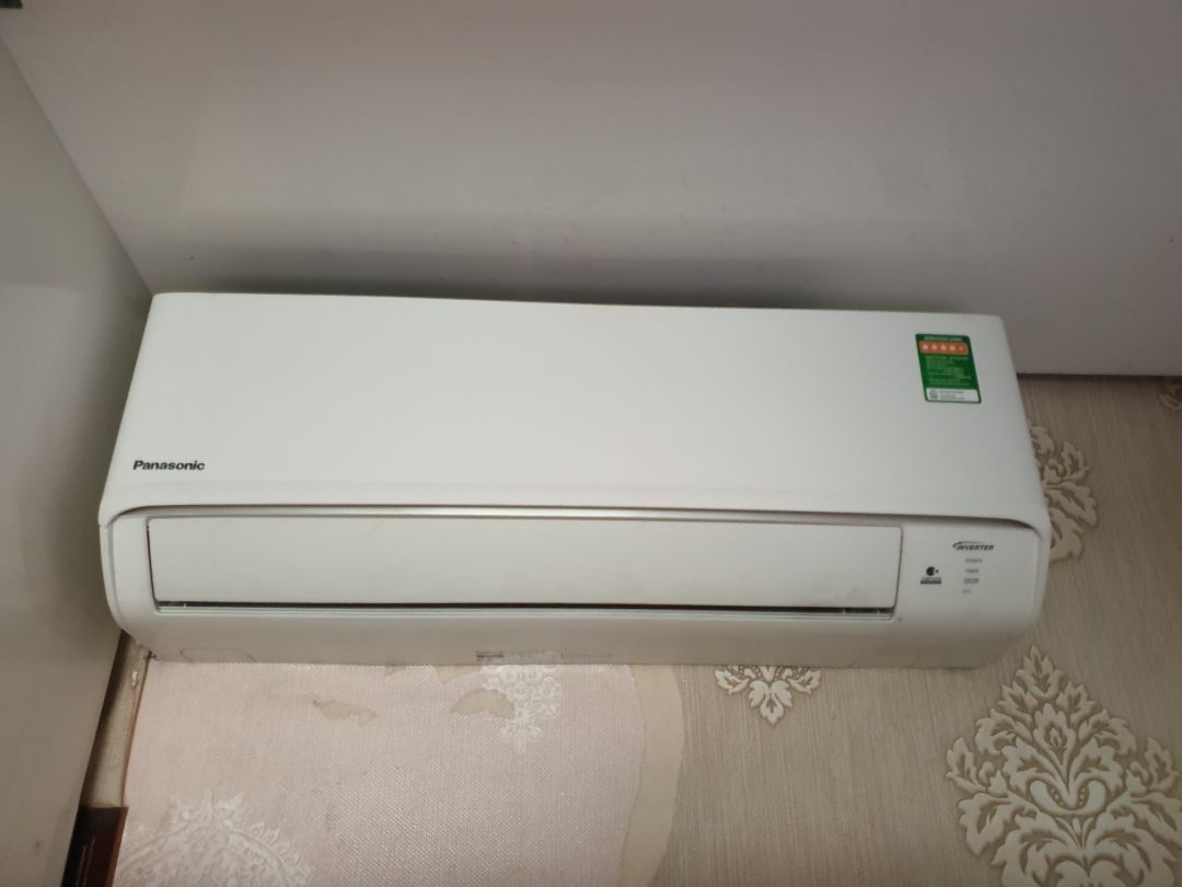 giao hàng, lắp đặt nhanh chóng, nv thân thiện nhiệt tình. máy lạnh mát, ko mùi.