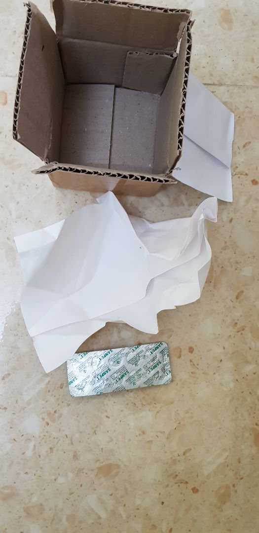 nhận hàng nhanh nhưng rất thất vọng vì sản phẩm không có hướng dẫn sử dụng và bao bì sản phẩm. 
đóng gói sơ sài làm bẹp méo sản phẩm.