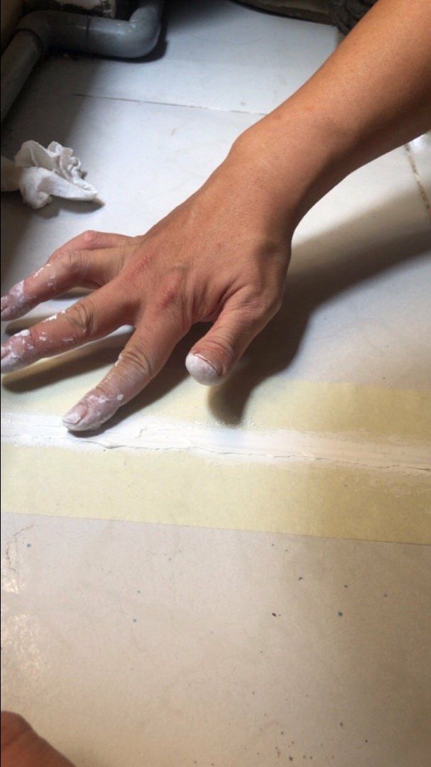 Bước đầu sử dụng thấy cũng ok đó mà dung dịch ở trong chai mau đông lại. dùng tạm ổn. Giao hàng nhanh. Thanks shop.