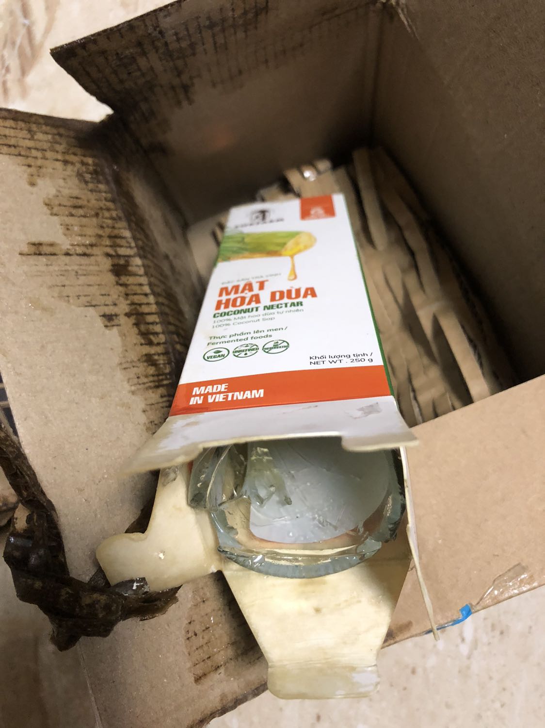 Vỡ sạch khi nhận hàng. Đề nghị shop phản hồi sớm giúp tôi