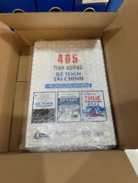 Sách giao nhanh, đóng gói cẩn thận
Chất lượng sách tốt, đúng nhu cầu