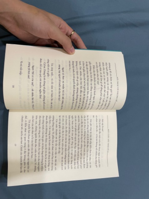 Sách in lỗi rất nhiều trang, mỗi tờ đều in 2 lần