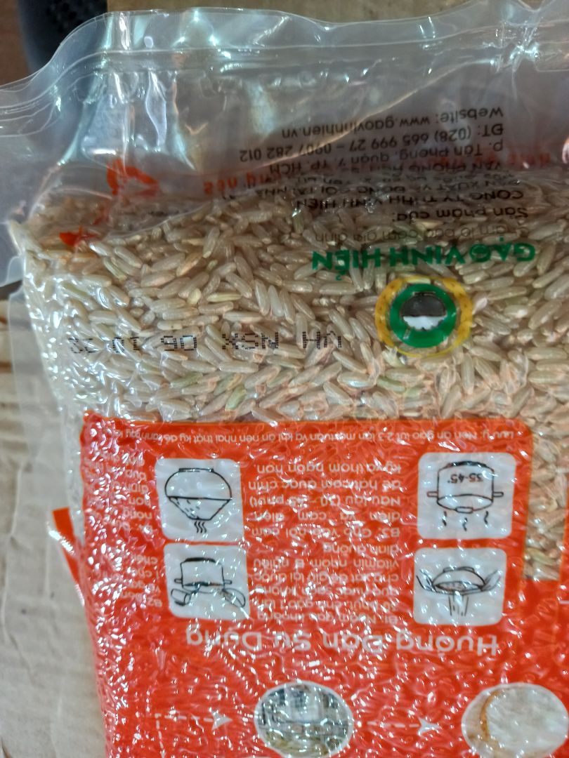 gạo nấu dẻo, không quá khô, shop giao đúng hàng, hạn sử dụng còn dài