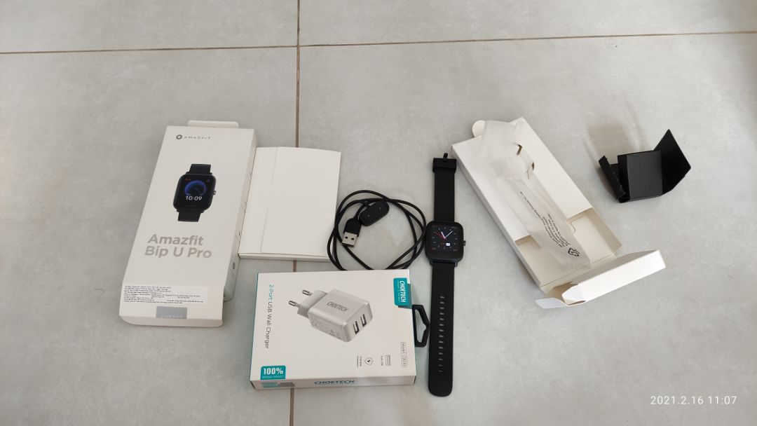 hàng tặng kèm nguyên seal. chất lượng có vẻ ổn