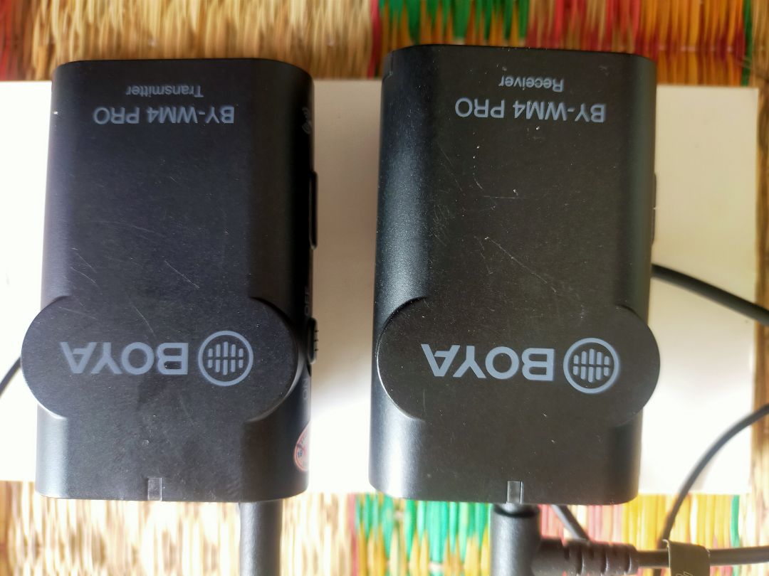 Sản phẩm rất là tốt luôn. Phụ kiện kèm theo đầy đủ, mình đang sử dụng và rất hài lòng.