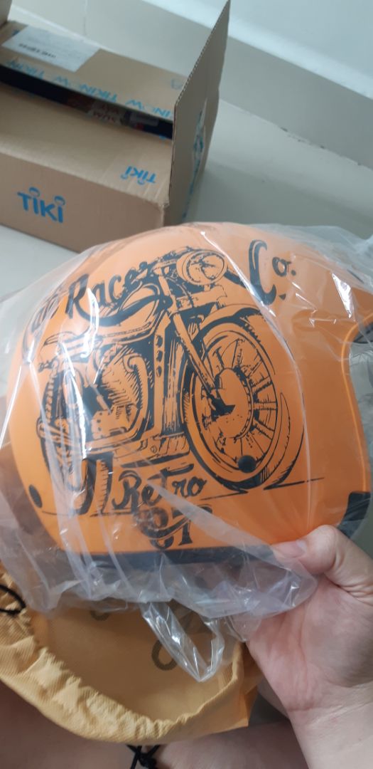 nón ok mình mua size xl mà đội vẫn hơi nhỏ. hi vọng thời gian đội sẽ rộng ra chút. nói chung hình thức khá oki