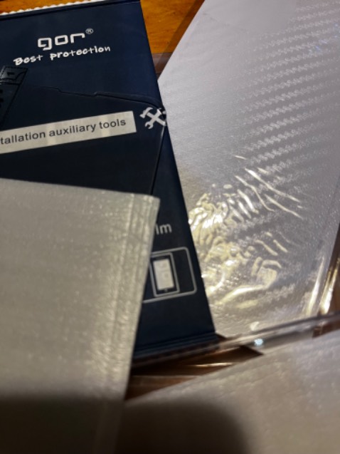 Đóng gói pro. Đầy đủ phụ kiện, có 1 cặp lận! Good!