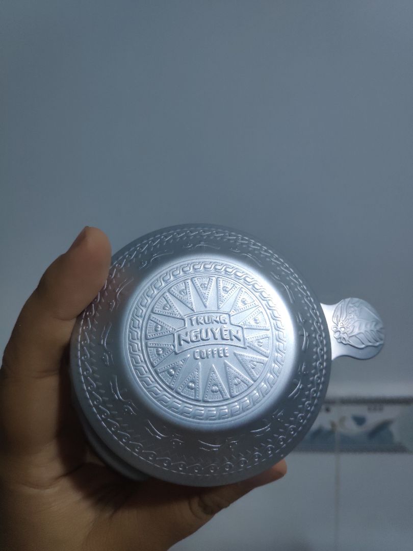 Sản phẩm chắc chắn, đẹp, giao hàng nhanh, nên mua nhé