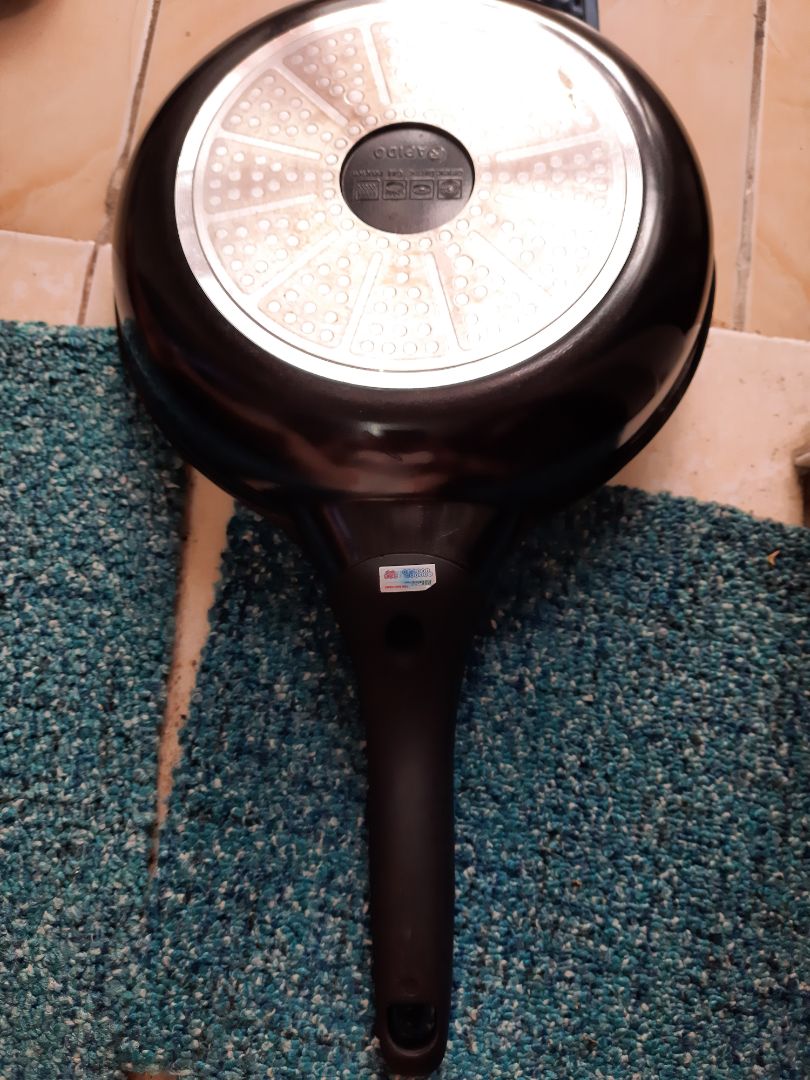 Khá ok, hơi nhỏ khi rán hơi có mùi hắc hắc lên chút chắc do nhiệt độ cao. dùng rồi mới đánh giá tiếp được nhé.