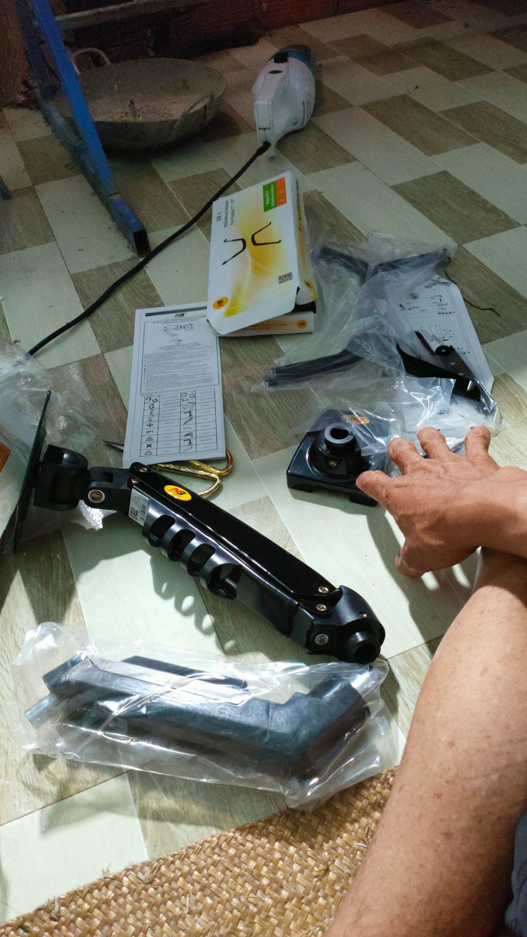 ok. ngoài hình chắc chắn . đẹp . giao hàng nhanh. sẽ ủng hộ thêm khi cần.