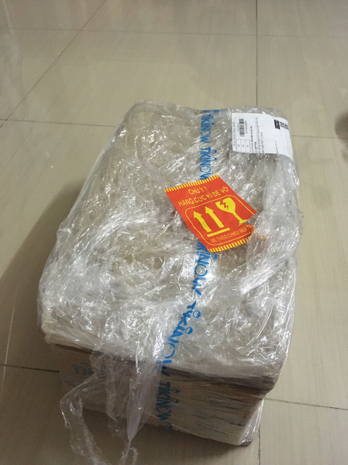 Hàng giao chất lượng, uy tín, đóng gói cần thận. Sẽ ủng hộ tiki training ở các sản phẩm sau.