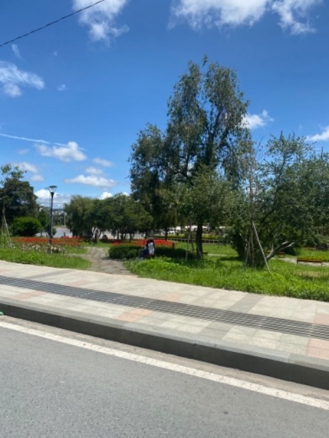 Tuyệt vời hàng đúng như mô tả giao hàng siêu nhanh tối đặt trưa mai đã có.