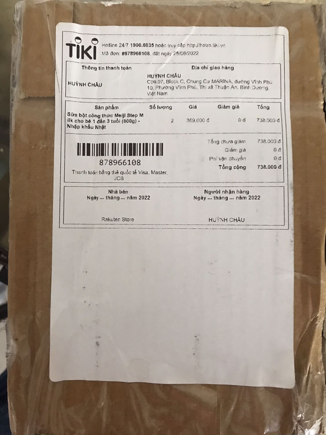 Giao hàng sai cho tôi. 
Tôi mua 2 hộp sữa, và đã thanh toán online, nhưng thực tê chỉ nhận có 1 hộp như hình ở dưới.
Đề nghị Tiki kiểm tra cho tôi trường hợp này. Vì tôi nhờ người khác nhận hộ, chứ giao sai tôi biết đã ko nhận hàng rồi.