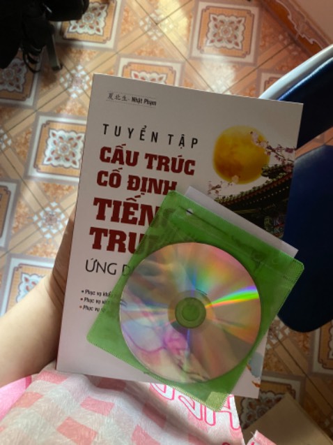 Bọc cẩn thận. Chất lượng phù hợp giá cả, còn được tặng tài liệu tham khảo. Tôi rất thích, cảm ơn shop!
