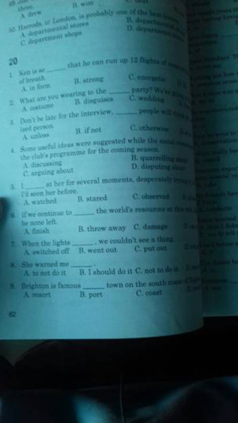 Giao hàng nhanh, tuy nhiên sách lúc giao về bị nhăn 1 xíu nhưng tổng thể nhìn chung vẫn ok. Nội dung hay, có nhiều dạng bài tập.