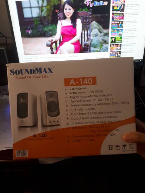 Lần 1 hàng bị lỗi, không vào nguồn, nhưng shop hỗ trợ nhiệt tình, đổi sản phẩm mới khác ngay hôm sau. Dịch vụ shop này rất tốt và uy tín, có trách nhiệm. Tiki là kênh mua hàng có DV cskh tốt nhất. Thanks