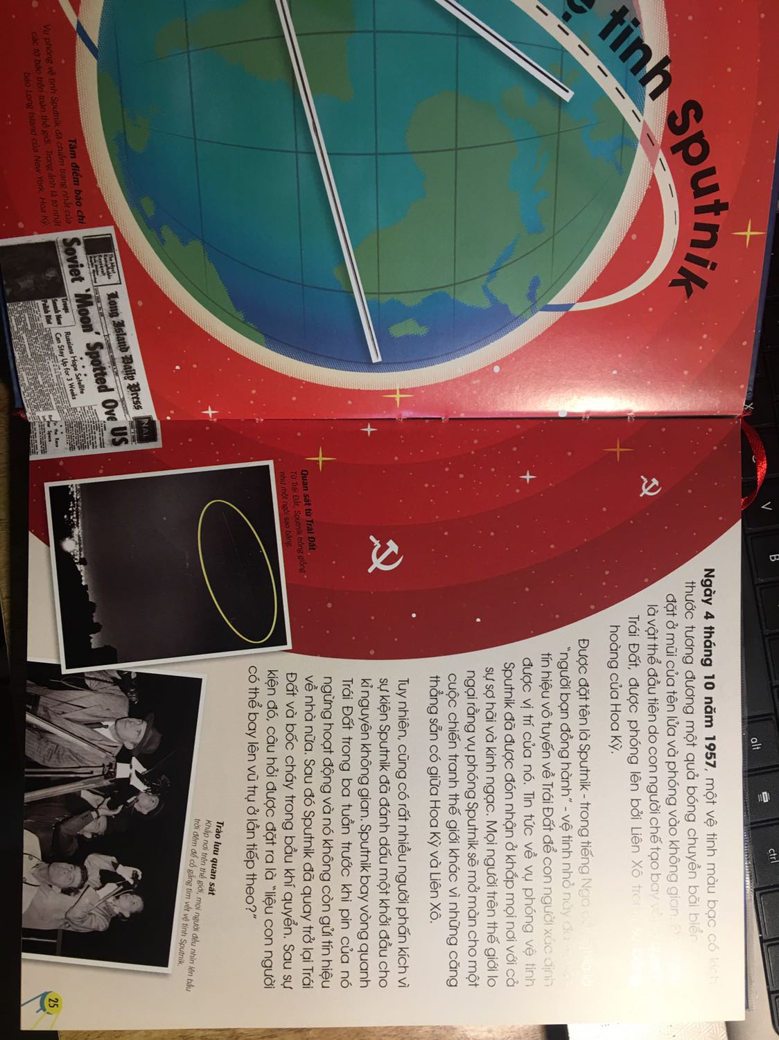 Sách của ĐK luôn luôn đẹp, đặt mua sách ĐK chưa bao giờ mình đắn đo. Nhưng cuốn này có vẻ như bị lỗi đóng sách rồi, hoặc là do bảo quản không tốt. Mình nhận về thấy gáy sách lỏng lẻo nên lật sách với nhẹ tay hết sức vì sợ bị bung không à. Lần này hơi buồn một tí. 
Nội dung sách ĐK đa số là kiến thức tổng quát, chính xác.