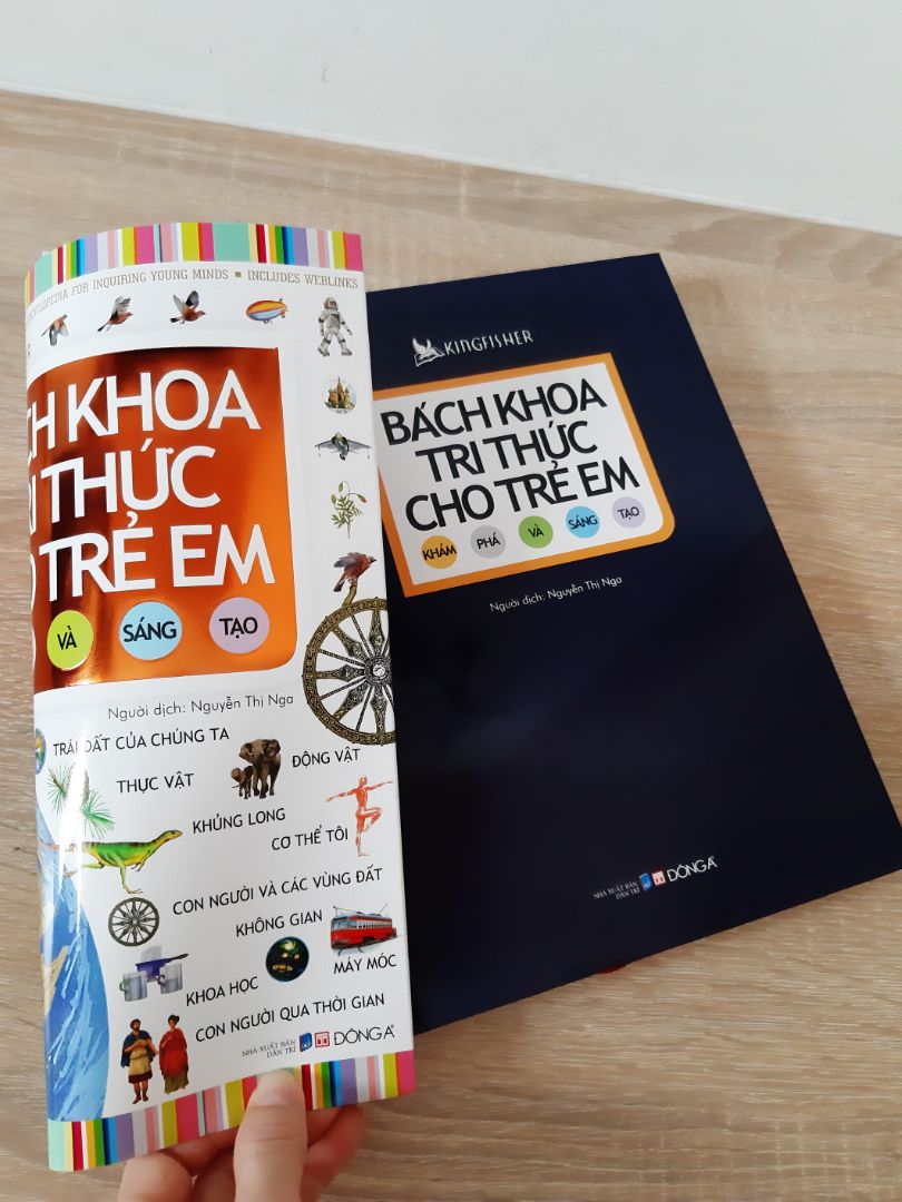 nội dung sách thì ok rồi đó. Nhưng cái kiểu quảng cáo đưa hình bìa sách không thực tế! vì cái bìa đẹp bên ngoài chỉ là tờ giấy rời bao bên ngoài "cho vui" hay sao ấy, còn cái bìa đen thui kia mới đúng là bìa đi theo sách. Đề nghị đăng hình rao bán đúng thực tế.