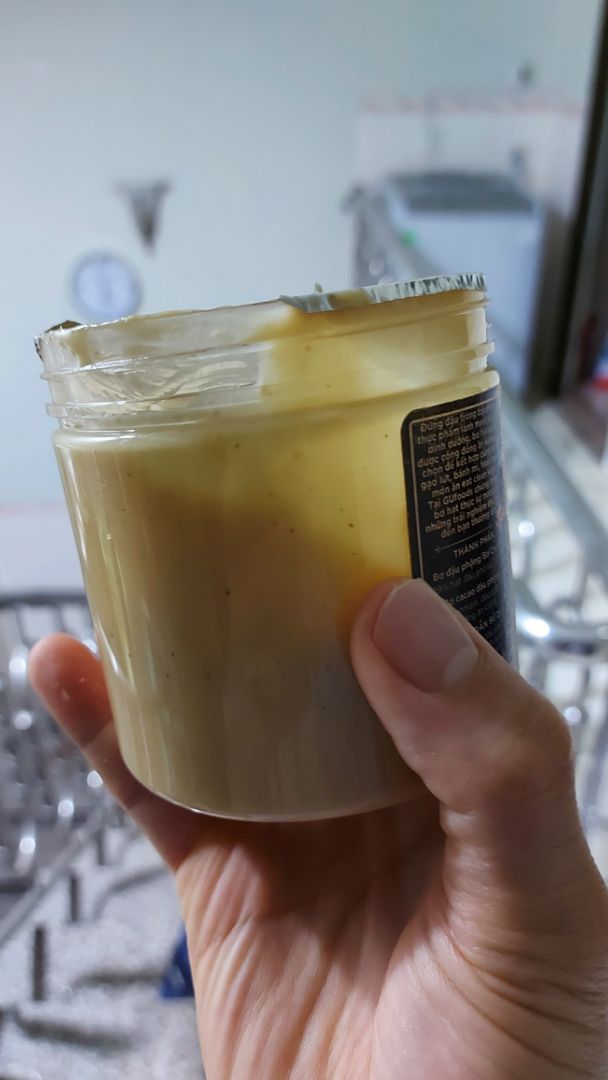 mình đã đặt 1 lúc 3 hũ 400gram ăn thử , chất lượng tốt đúng như miêu tả là không đường nguyên chất 99%. mình rất thích những sản phẩm nguyên chất tự nhiên như vậy rất tốt cho sức khỏe. Để ở ngoài thì khá là lỏng nên để trong tủ lạnh. ủng hộ sản phẩm cho 5 sao. chờ đợi loại crunchy từ shop.