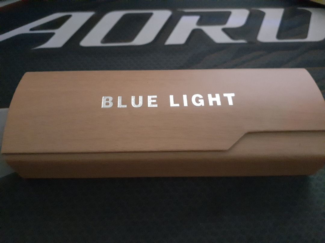 chất lượng tốt. kính đẹp.