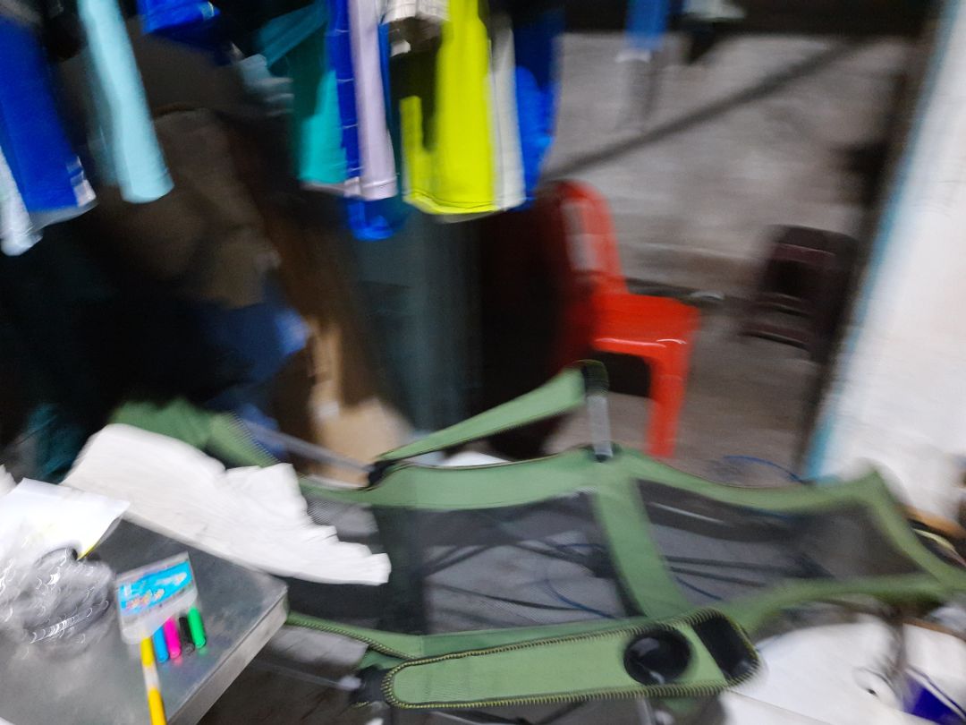 chỉ cần cuốn chính là dc rồi vẽ vời thêm 2 cuốn nhỏ cho ta tốn tiền thêm mà có gì khác đâu