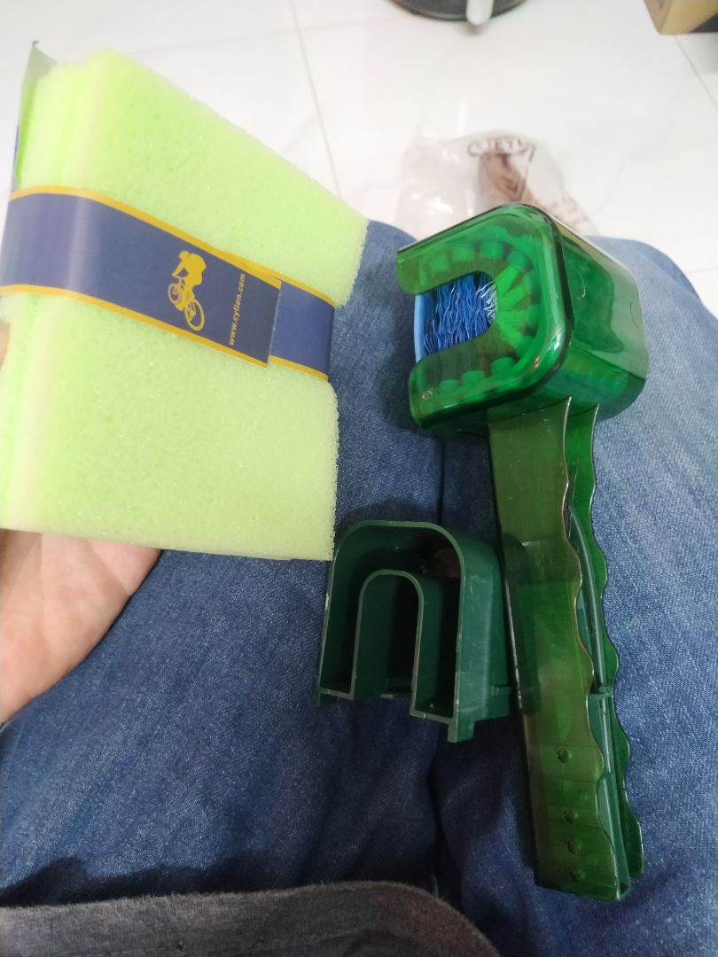 Đóng gói như hình. Mình chưa sử dụng nhưng sẽ cho 5* vì sản phẩm đầy đủ giao nhanh