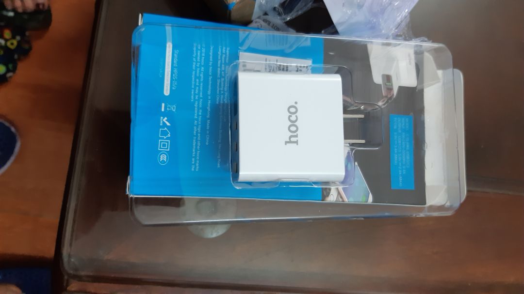 Đóng gói cẩn thận. Giao hàng nhiệt tình. Sản phẩm đúng như hình chào bán, sạc thử tốt. Độ bền phải chờ thời gian sử dụng mới biết.