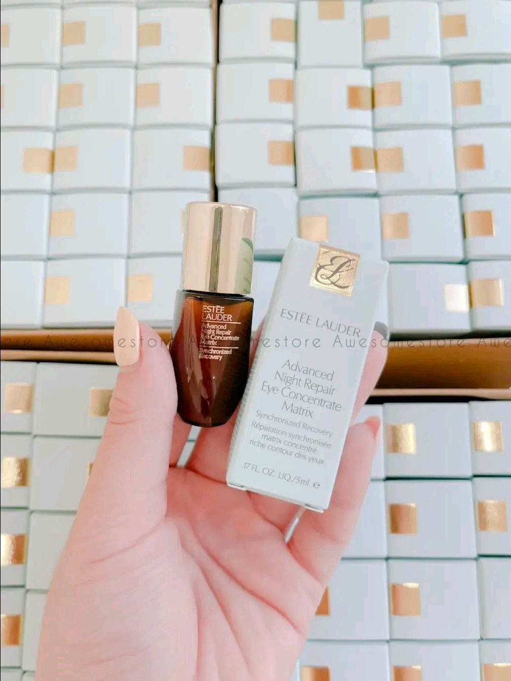 hình ảnh chỉ mang tính chất minh họa thôi nhé, sp rất OK so với giá tiền nhé, lại còn giao hàng nhanh, anessa thì khỏi phải bàn r