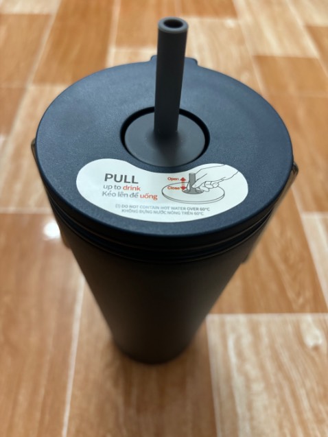 Bình cute khá chắn chắn và gọn nhẹ , đặt niềm tin vào sản phẩm lock&lock hu vọng sẽ bền theo thời gian😊