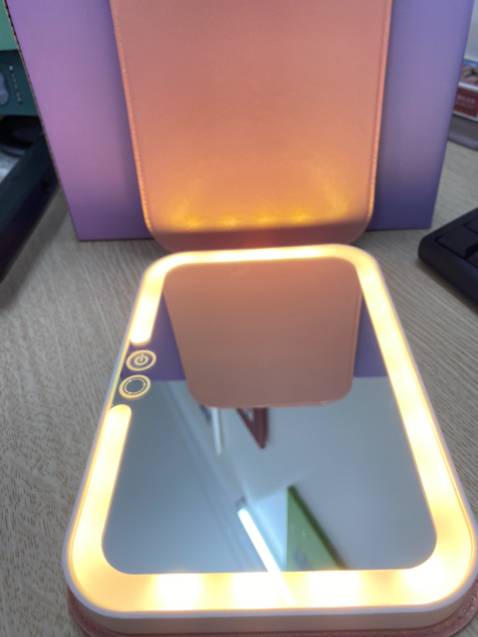 Sản phẩm y như trên quảng cáo. Gương rất sáng và trong. Đèn led thì rất sáng. Hàng gói bọc rất cẩn thận. Shop rất oke. Sản phẩm y như trên quảng cáo. Gương rất sáng và trong. Đèn led thì rất sáng. Hàng gói bọc rất cẩn thận. Shop rất oke. Sản phẩm y như trên quảng cáo. Gương rất sáng và trong. Đèn led thì rất sáng. Hàng gói bọc rất cẩn thận. Shop rất oke.