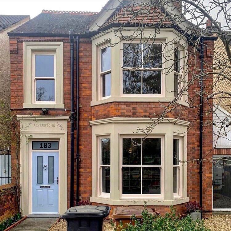 Tôi rất hài lòng về sản phẩm và sẽ lựa chọn shop cho các lần mua hàng tiếp theo sau. Cảm ơn shop.