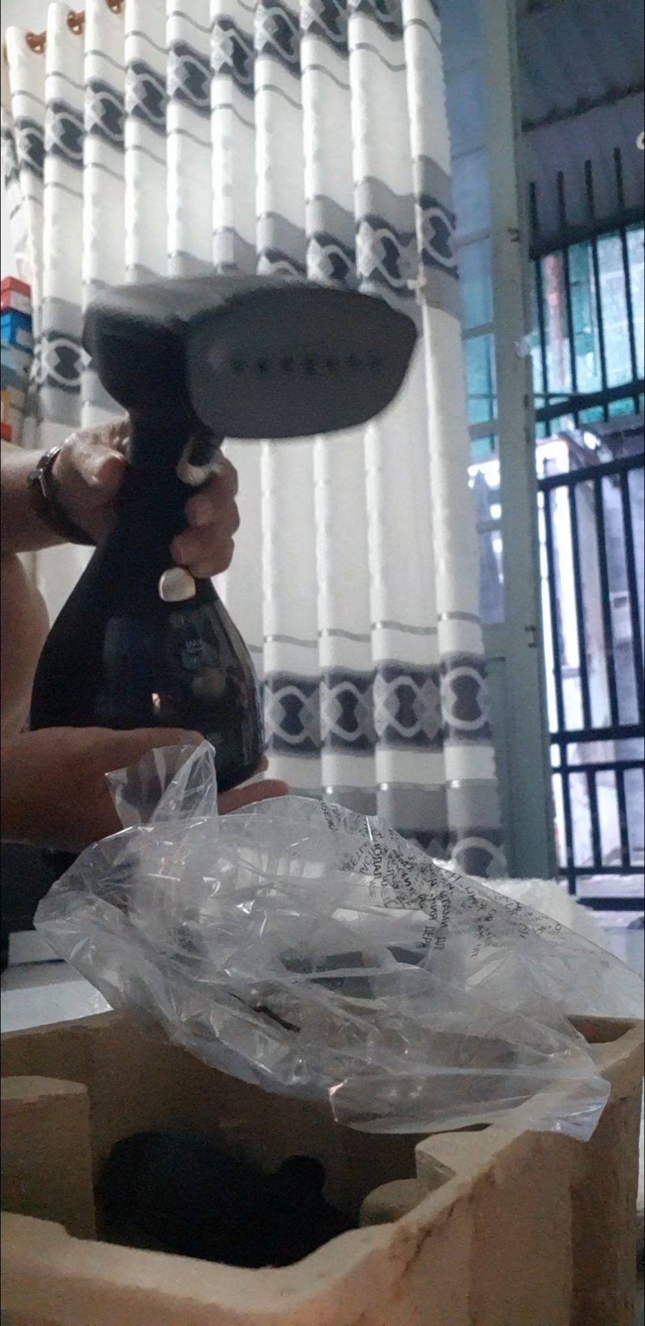 Giao hàng đúng thời gian, mẫu mã giống hình. Đã *** thử ok.