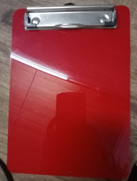 Thiết kế đẹp, màu sắc đẹp, kẹp chắc chắc, giao hàng nhanh.