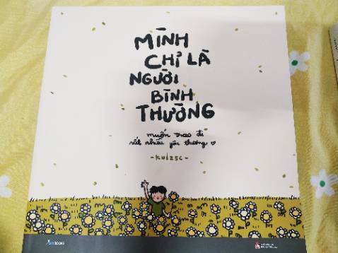 Sách rất dễ thương, có những trang trống cho mọi người bày tỏ tâm sự hay thoải sức trang trí nè, và kèm những  câu chuyện ngắn của tác giả nữa 
P/s: sách khi giao tới bị gãy góc