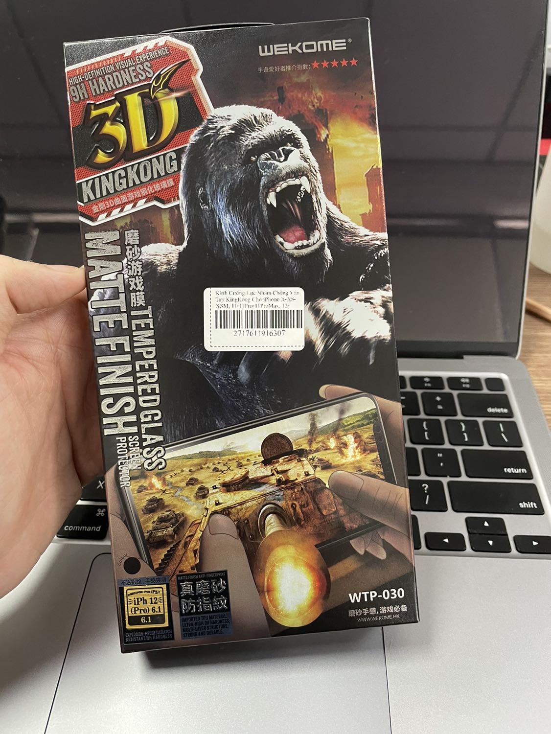 Tự hỏi bản thân sao không tìm đến Kính cường lực nhám của Kingkong từ trước, mà mua của những hãng mắc hơn mà chất lượng không hơn bao nhiêu. Thực sự xài rất đã, dán dễ dàng. Goood