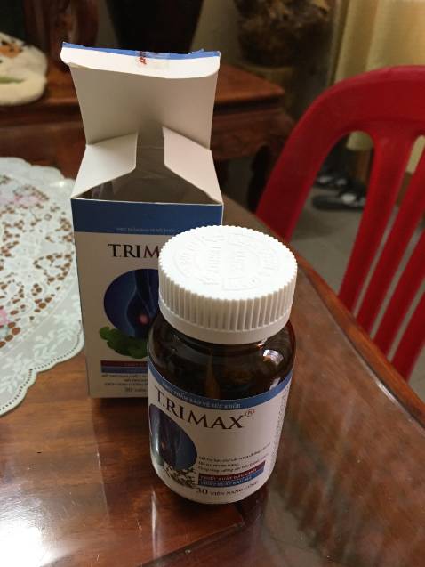 Chuyện là mình uống vào thấy bị táo bón hơn??? Mình không dám chắc chắn 100% tại đợt đó bị táo bón cũng hoảng nên thử tùm lum thứ hết. Nhưng mình đã thử 2 lần vào 2 tuần riêng biệt, cứ uống xong là cảm giác tức bụng táo bón. Cá nhân mình dùng thì thấy vậy đó huhu, bữa giờ chưa dám xài lại nữa.