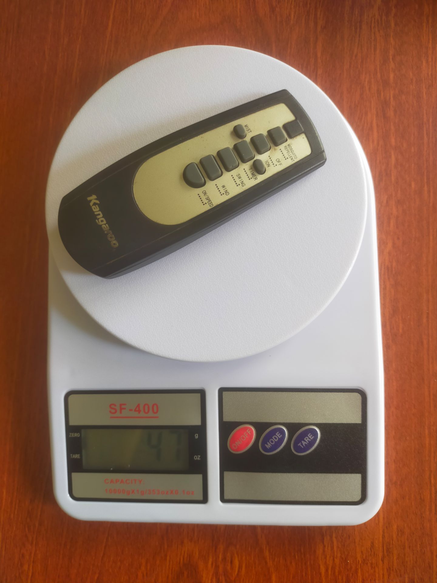 cân dùng được, cho ra khối lượng đúng -   mà không có chấm sau ĐV gram ( vd: 12.34g).