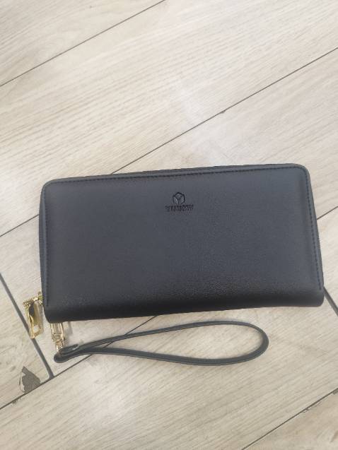 Ví đẹp lắm luôn màu đen rất dễ phối khá nhiều ngăn nên rất tiện...  luôn ủng hộ shop ạ Ví đẹp lắm luôn màu đen rất dễ phối khá nhiều ngăn nên rất tiện...  luôn ủng hộ shop ạ