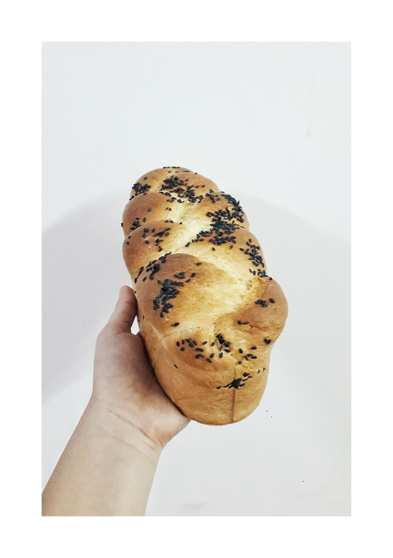 Mình mới đặt mua hôm qua nhưng sáng nay đã được nhận hàng. *** nhiệt độ khá ổn. Không chênh nhiều và bạn nhân viên giao hàng bên nhà cung cấp rất lễ phép. Rất hài lòng cho lần mua hàng này luôn.