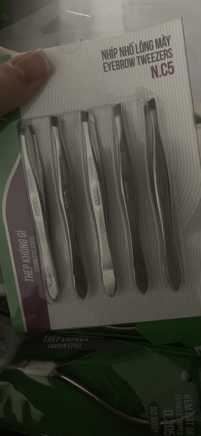 Giao hàng đầy đủ, đúng sản phẩm, hàng bền và đẹp giao hàng tiki thì nhanh khỏi bàn.