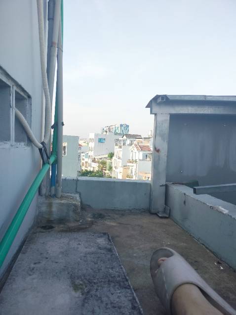 Cuốn sách đơn giản và hoàn toàn dẽ tìm thấy ở trên mạng, có khoá học tặng kèm, nhưng nội dung của sách với tôi không thú vị và không có nhiều điều để tôi học