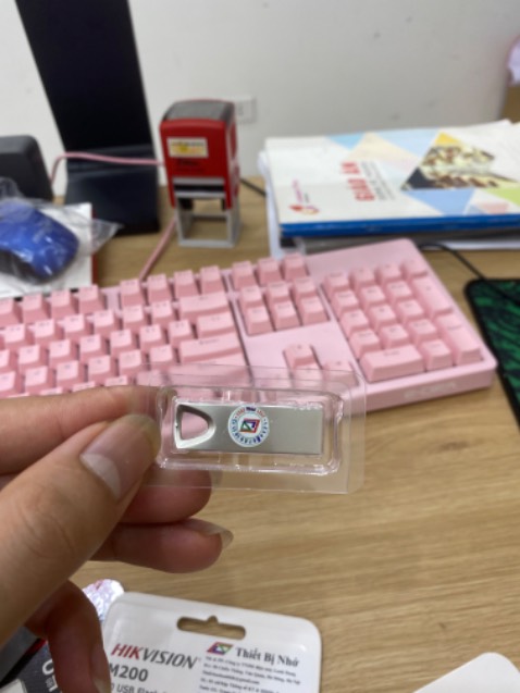 Quá đẹp, Sáng, Bóng. Đã *** tốc độ rất nhanh. Hình ảnh thực tế khui hàng. Đáng mua!